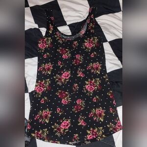 No Boundaries Size S Fitted Black Tank EUC